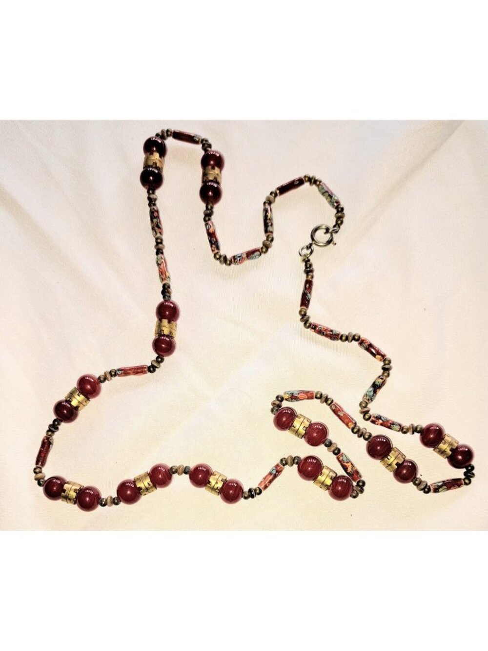 Vintage Red Wedding Cake Bead Necklace Ladies Women's Ruby Red Multicolor